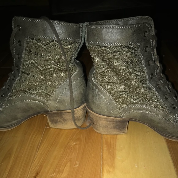 Super super comfy boots! - Picture 2 of 2